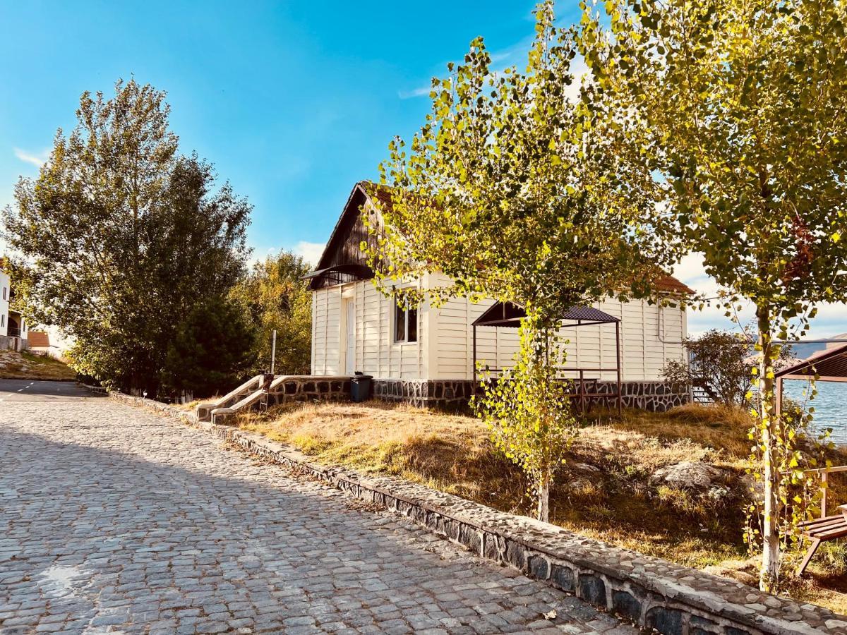 Noy Land Resort Sevan Exterior photo